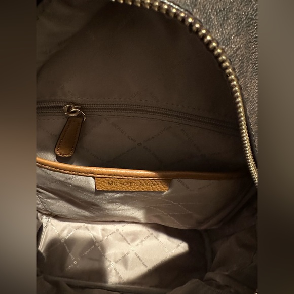 Michael Kors Bags Michael Kors Abbey Jet Set Meadium Studded